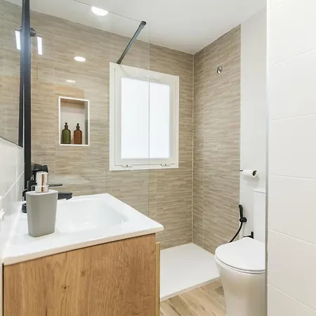 Апартаменты Home2book Chic Near The Sea, Ла-Гарита